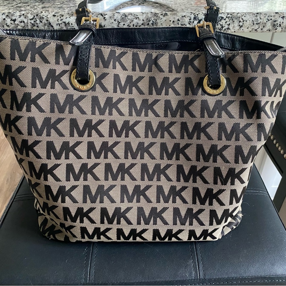 Michael Kors tote bag